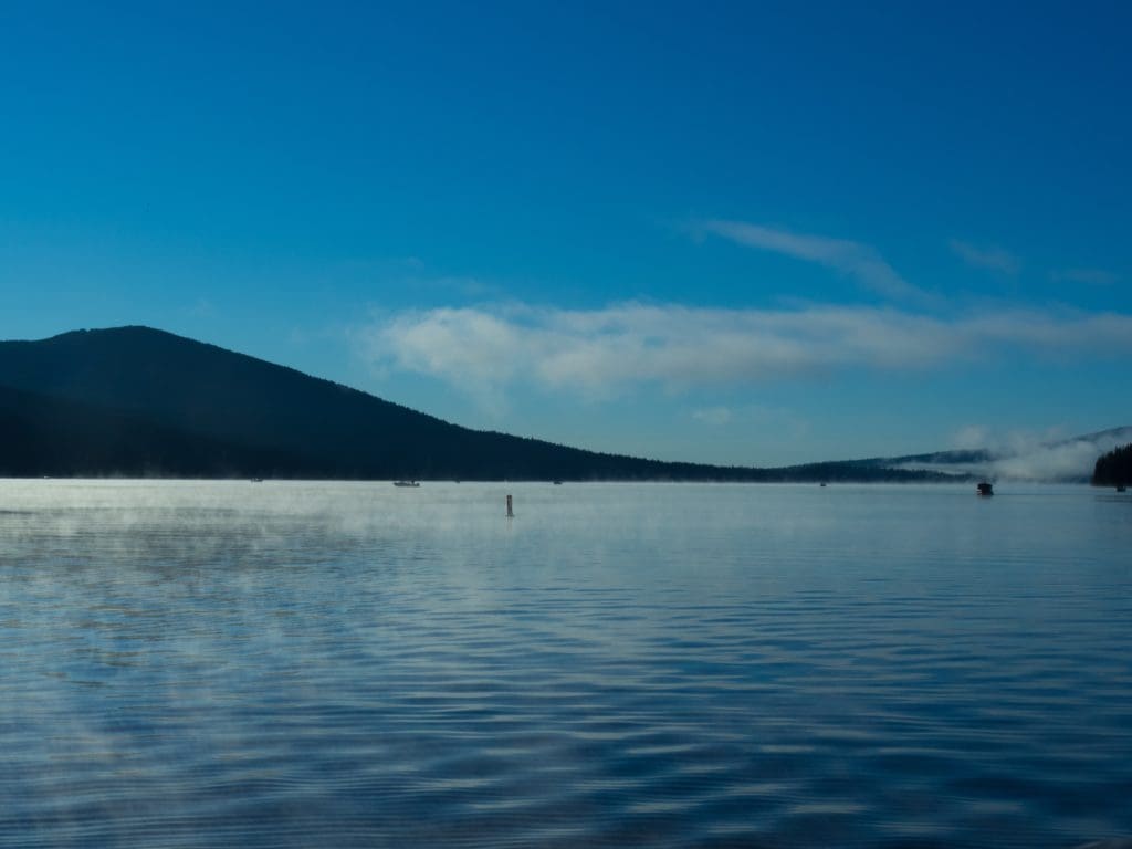 Morning mist, Odell Lake Oregon