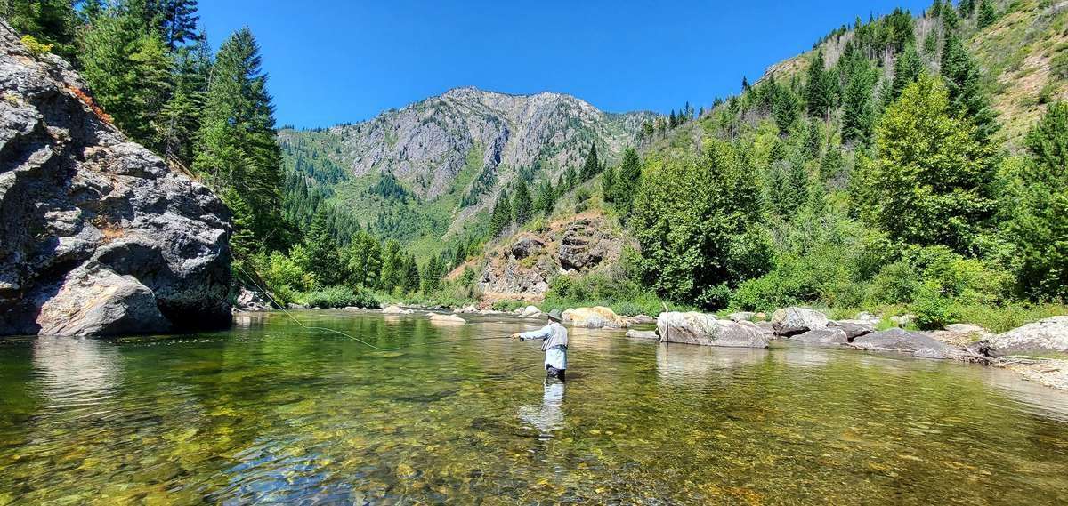 Read more about the article Fly Fishing for Cutthroats